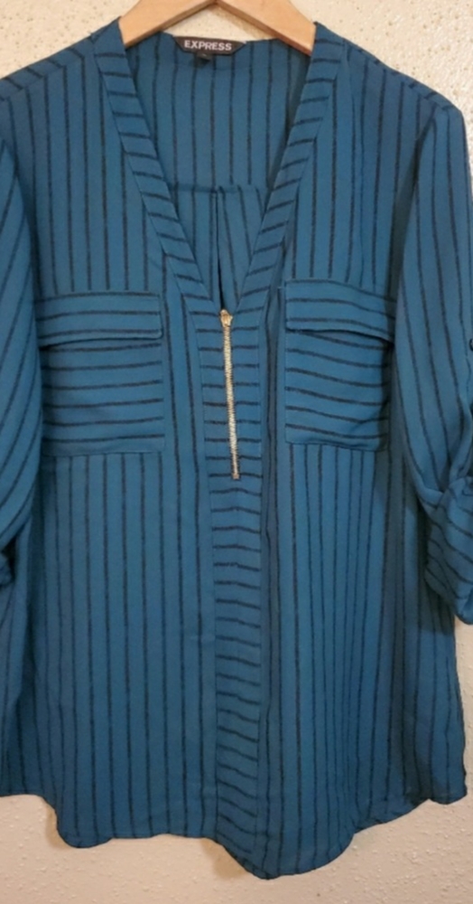 Zip up top